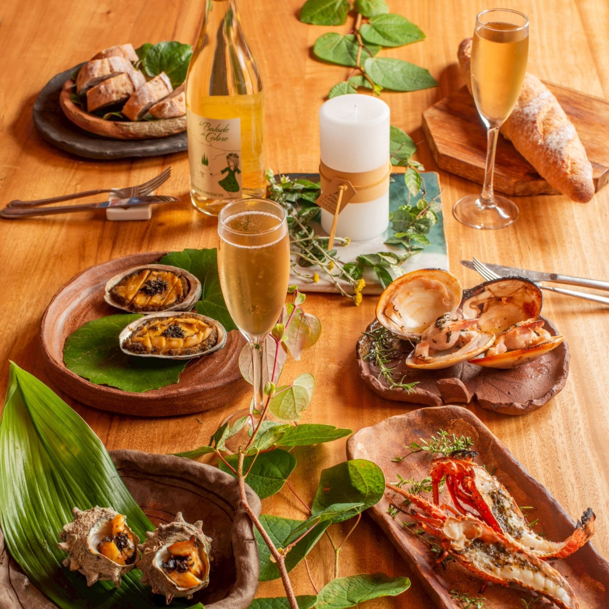 【送料込み】海風ディッシュ（伊勢海老、煮あわび、蒸しさざえ、地はまぐり）