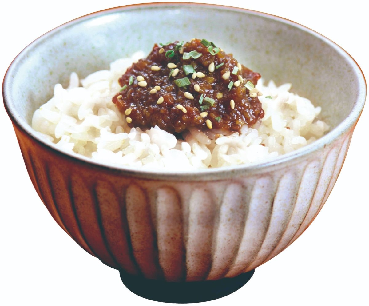 【送料込み】【新潟県】小川屋 ご飯にひとさじ詰合せ2瓶 （ごろごろ越後肉味噌、しっとり海鮮ふりかけ） - ROJI日本橋 ONLINE STORE