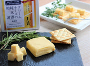 【福島県】香の蔵 特別純米酒とおつまみ3種（クリームチーズ・純米酒粕漬・みそ漬生姜）- クリームチーズの純米酒粕漬皿盛り画像- ROJI日本橋 ONLINE STORE
