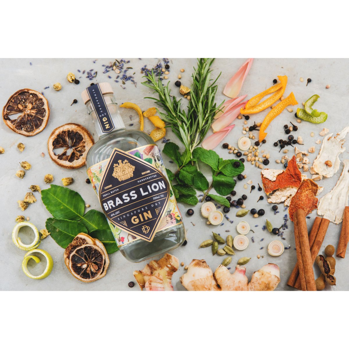 ブラス・ライオン シンガポール・ドライ・ジン 500ml - ROJI日本橋 ONLINE STORE