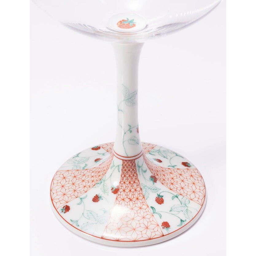 【送料込み】【石川県】九谷焼 鏑木ワイングラスby RIEDEL 木いちご 赤（梅村めぐみ・画） - ROJI日本橋 ONLINE STORE