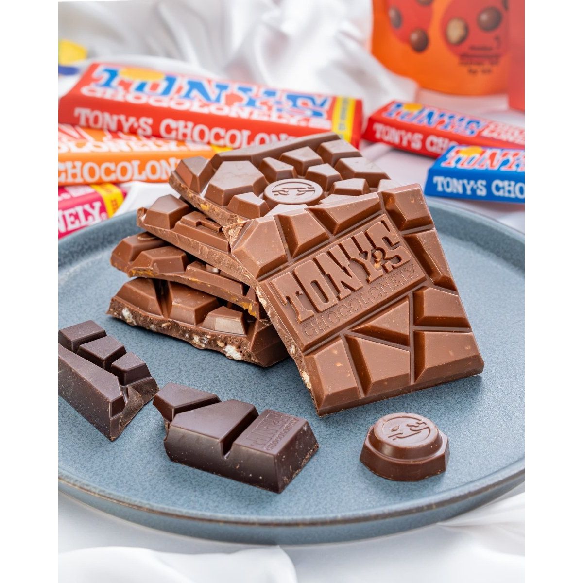 トニーズチョコロンリー ミルクチョコレート キャラメルビスケット - ROJI日本橋 ONLINE STORE