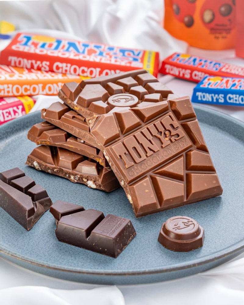 トニーズチョコロンリー ミルクチョコレート キャラメルビスケット - ROJI日本橋 ONLINE STORE