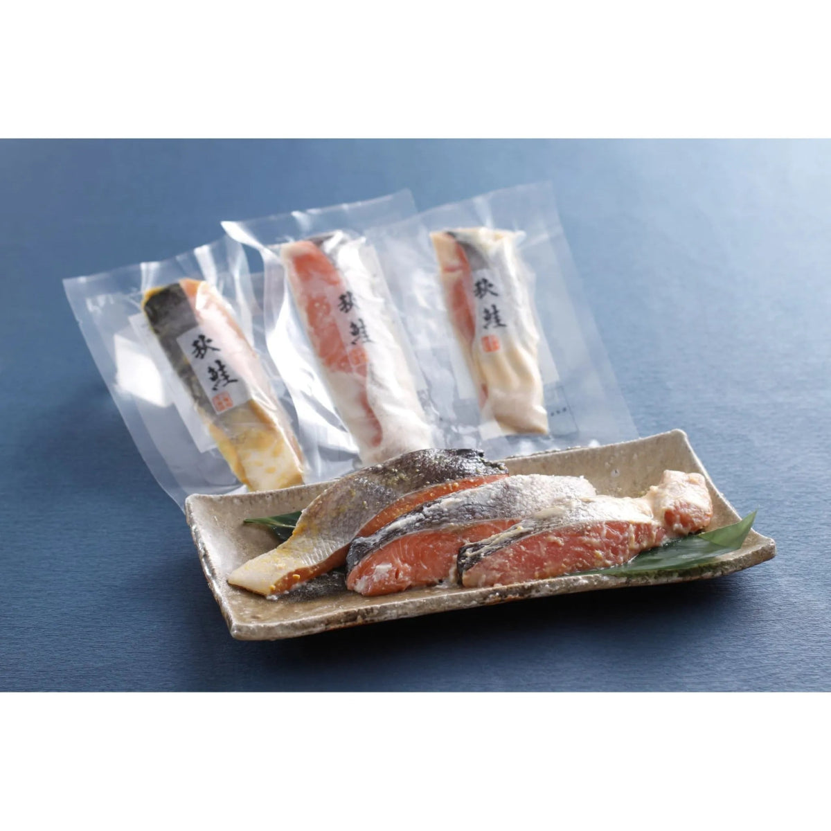 【送料込み】【北海道】粕漬とお味噌で漬けた秋鮭の漬魚 - ROJI日本橋 ONLINE STORE