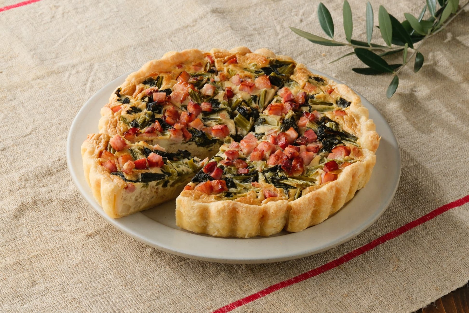 Ｑｕｉｃｈｅ　ｄｅ　ＰｅｔｉｔＦｕｋｕ　野沢菜のキッシュ800g　商品画像