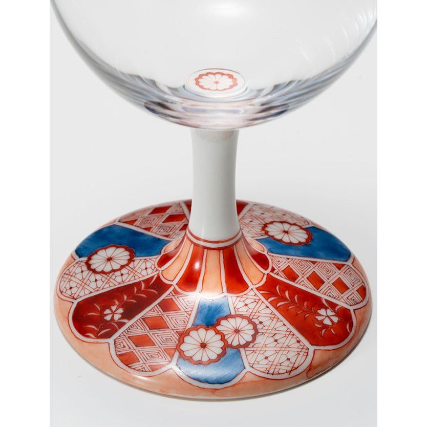 【送料込み】【石川県】九谷焼 鏑木酒グラス 菊花紋 赤（梅村めぐみ・画） - ROJI日本橋 ONLINE STORE