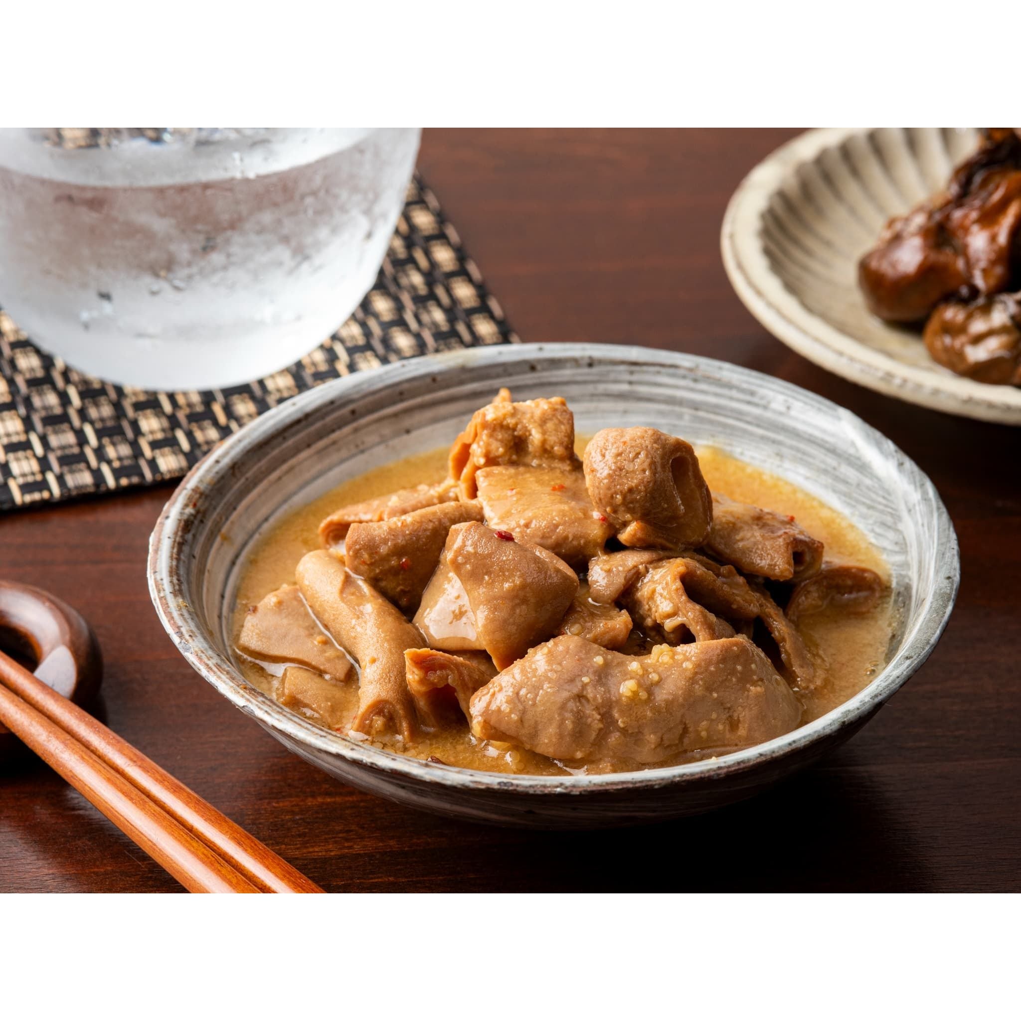 K&K 缶つまJAPAN 北海道産 牛もつ煮味噌味 - 肉類（缶詰・瓶詰